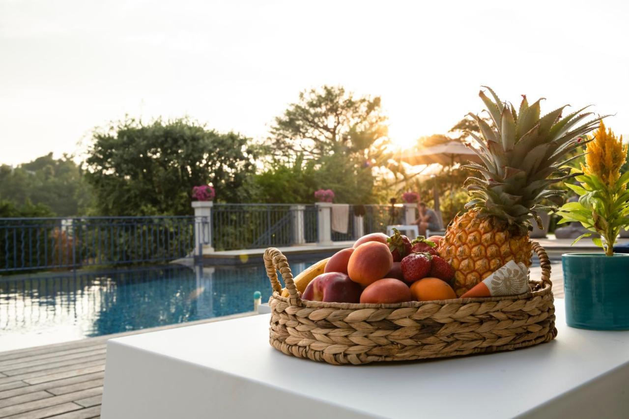Bed and Breakfast Terre De Reve Ле-Руре Экстерьер фото